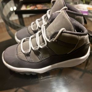 Toddler Gray Jordan Reto 11